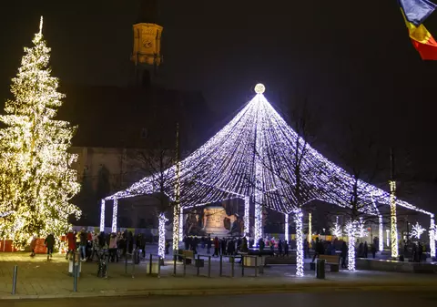 Sărbători cu restricții. Principalele măsuri pe care trebuie să le respectăm de Crăciun