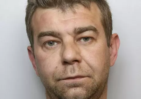 Un polonez și-a omorât soția și fiica, fiind convins că amândouă aveau o relație cu un coleg de-al său de muncă