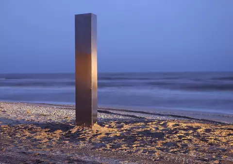 VIDEO | Mai mulți artiști și-au asumat aparițiile monoliților descoperiți în toată lumea, inclusiv în România