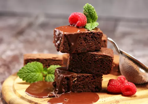 Negresă  - rețete ușor de încercat pentru prăjitura cu cacao și blat pufos