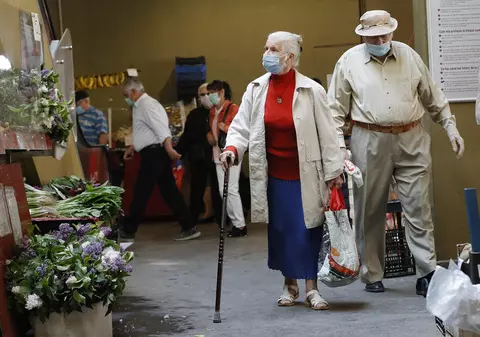 București are peste 700 de cazuri noi de coronavirus în ultimele 24 de ore. Cea mai mare rată de infectare este în Constanța