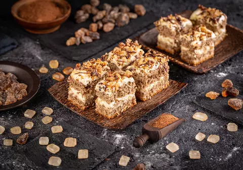 Prăjitura Parlament - cum se face prăjitura cu nucă a copilăriei