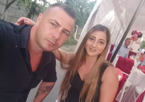 Un bărbat care şi-a pierdut soţia în urma unei naşteri la Spitalul Caracal, apel pe Facebook pentru a-și transfera copilul la un alt spital