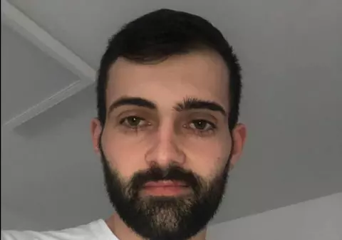 Primul român infectat cu Covid-19 s-a reinfectat după 10 luni. Cum se simte tânărul