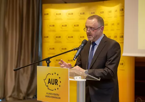 Cine e Sorin Lavric, din conducerea AUR? Crede că femeia e „văduvită de simțul destinului” și îi numește pe romi „o plagă socială”