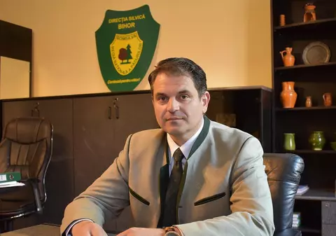 Un primar PNL din Bihor acuză un concurs cu dedicaţie la Direcţia Silvică, instituţie condusă de un alt liberal. Cum se apără Teodor Suciu