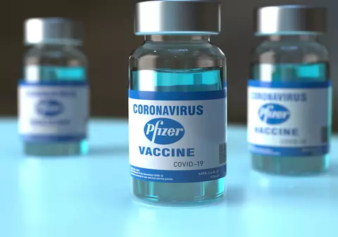 Autorizarea vaccinului Pfizer anti-COVID în Statele Unite, pe ultima sută de metri. Când ar putea intra pe piață