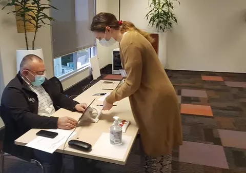 S-au închis și ultimele secții de votare din diaspora. Câți români din străinătate au votat