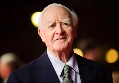 Scriitorul John le Carré, celebru pentru romanele sale de spionaj, a murit