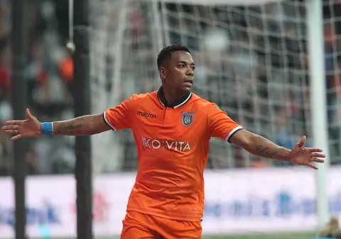 Condamnarea lui Robinho la nouă ani de închisoare pentru viol, menţinută. Fotbalistul poate face apel