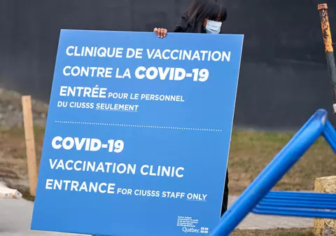Canada a început campania de vaccinare anti-COVID