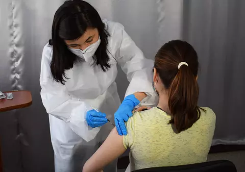 Prima mare recalibrare a campaniei de vaccinare. Cum s-a ajuns aici?