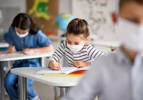 Bulgaria și Ungaria au redeschis grădinițele și școlile primare. Motivele invocate de autorități