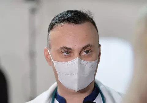 Medicul Adrian Marinescu: „Luna octombrie va fi mai grea. Eu cred că sărbătorile din această iarnă vor fi liniştite”