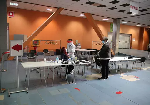 România, depășită la vaccinare de țări precum Cambodgia, Guyana, Oman, Maroc sau El Salvador