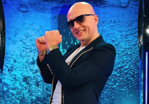 Imagini neașteptate cu artistul Costi Ioniță, după eliminarea de la „Survivor România”. Cum s-a distrat în Republica Dominicană