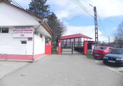 Asistentă medicală înjunghiată de un pacient, la un spital de psihiatrie din județul Bihor