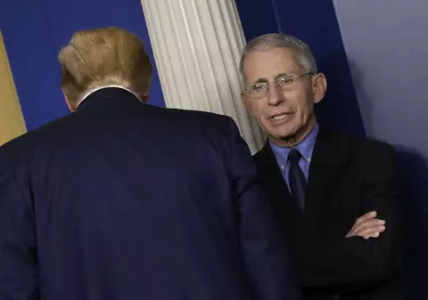 Anthony Fauci, consilierul Casei Albe pe tema COVID, se declară „eliberat” de faptul că nu mai trebuie să se contrazică cu Trump