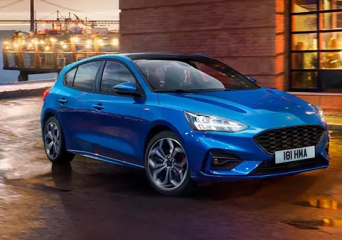 Producția de autoturisme, afectată la nivel mondial din cauza penuriei de cipuri. Consolele de jocuri și laptopurile au aceeași problemă