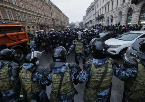 Protestele din Rusia, declanșate de Navalnîi, dar alimentate și de scăderea nivelului de trai. Planul lui Putin pentru calmarea tensiunilor