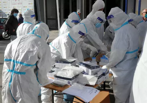 Numărul real al infecțiilor cu COVID din Italia, cu 50% mai mare, susțin serviciile secrete