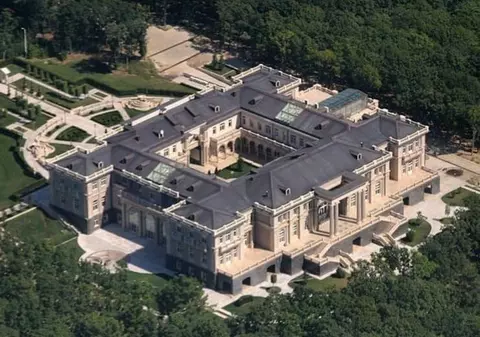 VIDEO | Aleksei Navalnîi, dezvăluiri despre „super-palatul lui Vladimir Putin”, de pe țărmul Mării Negre