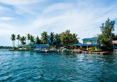 Lipsite de COVID, dar lovite de efectele pandemiei. Ce s-a schimbat în țările care nu au avut nicio persoană infectată cu virusul