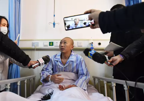 „Nu am mâncat nimic nouă zile”. Coșmarul trăit de minerii chinezi blocați două săptămâni în subteran, după explozia minei