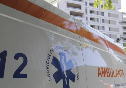 Cele 13 persoane care au ajuns la spitalul din Buzău cu toxiinfecție alimentară, externate. Blocul alimentar al campingului unde au mâncat a fost închis