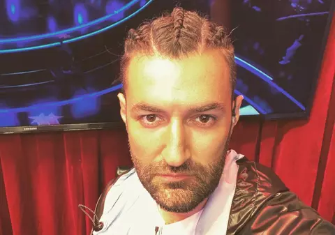 Smiley, imagine rară cu familia lui. Cum s-a pozat artistul alături de tatăl și fratele său