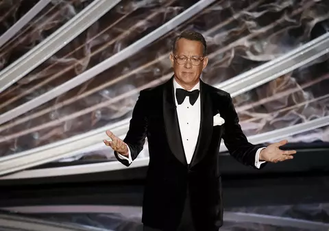 Tom Hanks va prezenta o emisiune specială dedicată învestirii lui Joe Biden