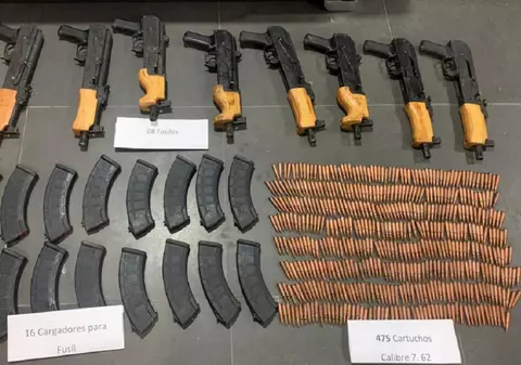 Traficanții de droguri columbieni se înarmează cu pistoale automate românești Mini Draco, pentru care dau la schimb cocaină