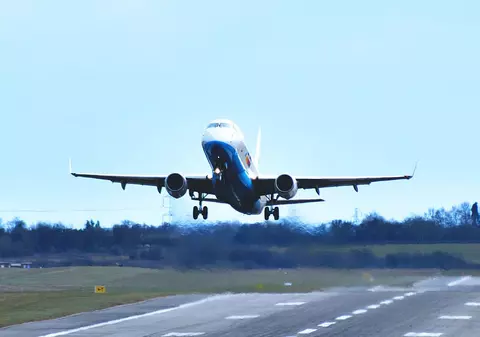 (Publicitate) Care sunt principalele beneficii ale unui transport internațional aerian de marfă?