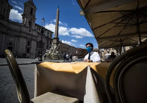 Italia relaxează restricțiile. Aproape toată țara, în zona galbenă. Ce reguli trebuie respectate