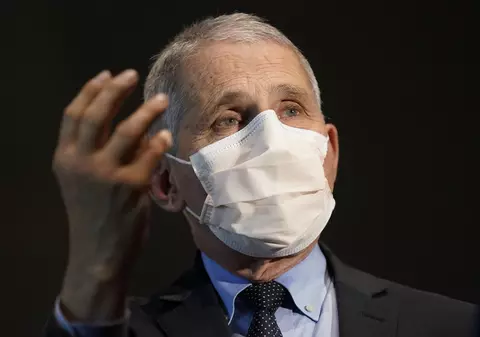 Anthony Fauci, principalul epidemiolog al Casei Albe, avertisment despre noua tulpină COVID, mai ''virulentă'', din Marea Britanie