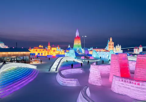 VIDEO | Sculpturi spectaculoase la Festivalul Gheții din Harbin. Ce restricții au fost impuse anul acesta la evenimentul din China