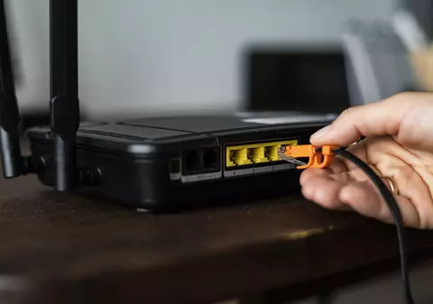Cum a lăsat o sibiancă un cartier fără internet ore întregi