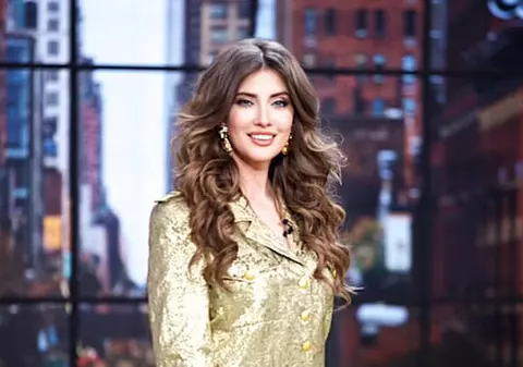 Iulia Albu, replici neașteptate la adresa Antoniei. „Acum este mai puțin prelucrată, arată mai aproape de proporțiile ei reale”