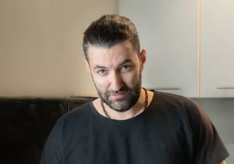 Totul despre Smiley, prezentatorul de la „Românii au talent”, sezonul 11. Artistul va deveni tată în primăvara acestui an