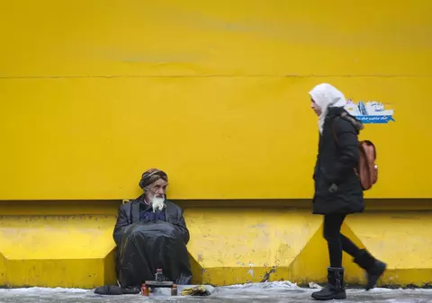 „Tot ce aveau erau rinichii. I-au vândut”. În Afganistanul devastat de război, oamenii își vând sănătatea pe piața neagră pentru a-și asigura supraviețuirea