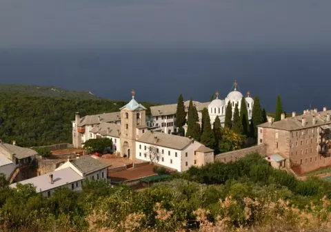 Parlamentul aprobă un milion de euro pentru schitul românesc din Muntele Athos. „E cea mai importantă ambasadă spirituală”