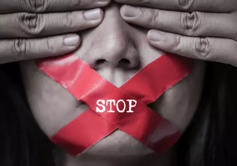 România, pe lista țărilor acuzate că au folosit pandemia pentru a limita libertatea de exprimare, potrivit unui raport Human Rights Watch