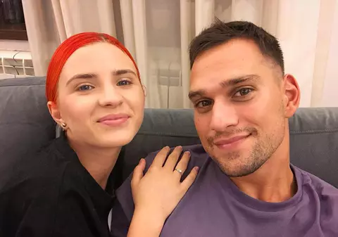 Vlad Gherman a decis să nu mai vorbească o perioadă cu părinții săi, după despărțirea de Cristina Ciobănașu. „Mă duc la psiholog. Am slăbit 7 kilograme”