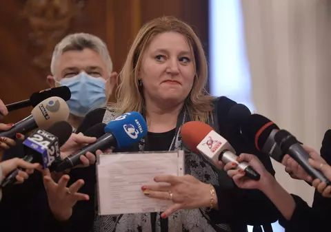 De la ce a pornit scandalul dintre Diana Șoșoacă și echipa Rai Uno. Ce spune jurnalista care a intermediat interviul