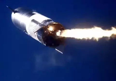 Un prototip al rachetei Starship a SpaceX a explodat la aterizare, după un test de zbor la mare înălţime