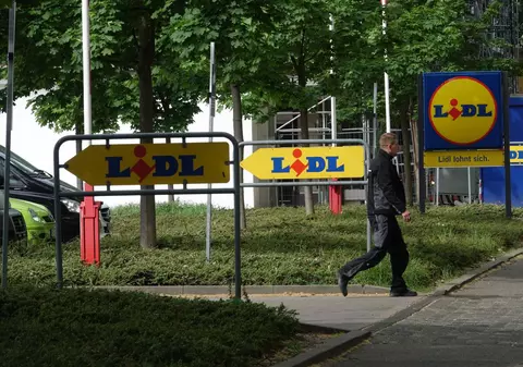 VIDEO | Explozie cu trei răniți la sediul central Lidl din Germania. Bomba artizanală ar fi fost plasată într-o scrisoare-capcană