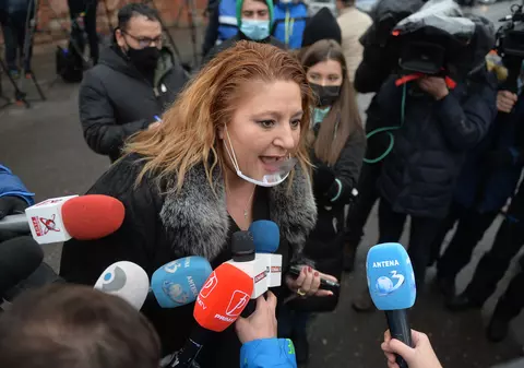 Diana Șoșoacă, mesaj pentru un parlamentar AUR: „Băi, fetiță, bagă-ți mințile în cap”