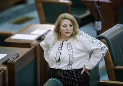 Șoșoacă: „Copiați modelul Răchiteni!”. Acuzată că a boicotat vaccinarea, îndeamnă oamenii să-i urmeze exemplul