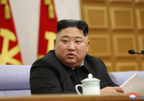 Kim Jong-un acuză guvernul Coreei de Nord de incompetenţă, după ce planul cincinal nu a fost îndeplinit
