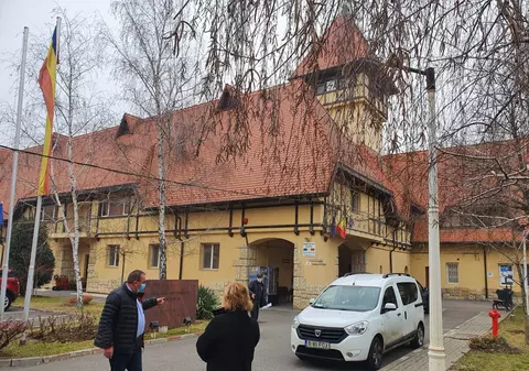 Primăria Sectorului 1 vrea să înfiinţeze Şcoala Regală în zona Casei Presei Libere